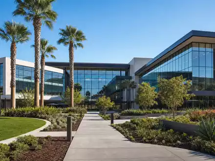 ServiceNow Inc. (US81762P1021) zeigt ein Architektur-Render eines modernen Bürogebäudes in Santa Clara mit Glasfassade - Foto: THN