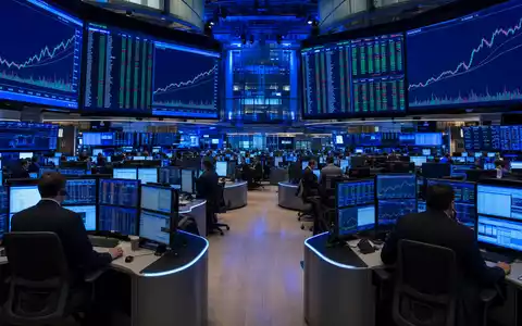 Autodesk Inc. an der NASDAQ US0527691069 gehandelt: Börsen-Tradingfloor mit Software-Sektorkursen auf Screens - Foto: THN
