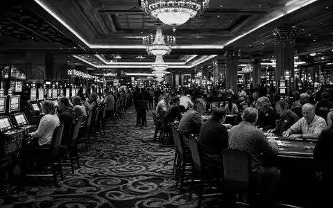 Caesars Entertainment Spielhalle in Reno NV dokumentarisch fotografiert, ISIN US12738T1034 an der Börse - Foto: THN