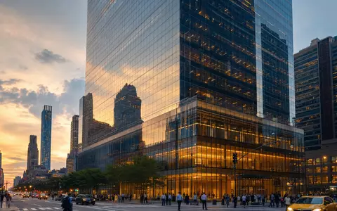 Fotorealistisches Bankgebäude bei Sonnenuntergang zeigt Morgan Stanley Aktie US6174464486 im Finanzdistrikt symbolisch - Foto: THN