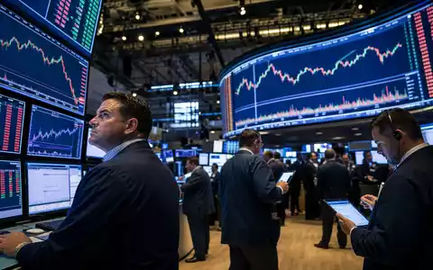 Börsen-Editorialfoto vom Trading-Floor mit Charts illustriert die Morgan Stanley Aktie mit ISIN US6174464486 - Foto: THN