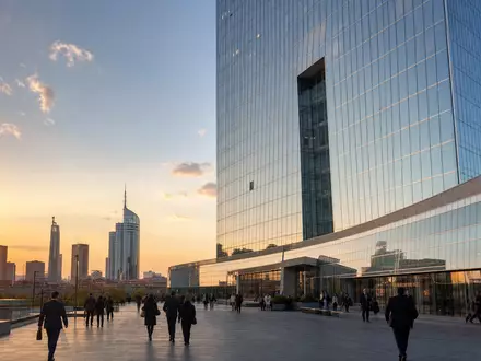 Fotorealistische Mailänder Bankzentrale bei Sonnenuntergang symbolisiert UniCredit S.p.A., Aktie ISIN IT0004781412, Finanzsektor Italien, Börse Mailand - Foto: THN