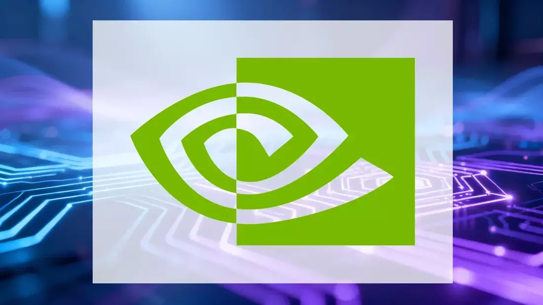 Nvidia retrocede un 2,97% en bolsa, pero avanza en Japón con IA y chips físicos