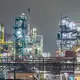 Besonders energieintensive Industrien - dazu zählt etwa die Chemie- und die Stahlindustrie - bekommen einen Teil ihrer Zertifikate kostenlos. (Symbolbild) - Bild: Andreas Arnold/dpa