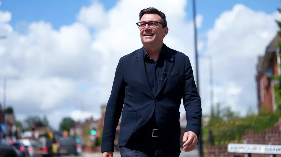 Burnham kündigte bereits Reformen an. (Archivbild) - Bild: Jon Super/AP/dpa