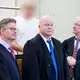 Seine Anwälte meinen: Ihr Mandant sei ein verantwortungsvoller Arzt, eine Tötungsabsicht liege nicht vor. - Bild: Moritz Frankenberg/dpa