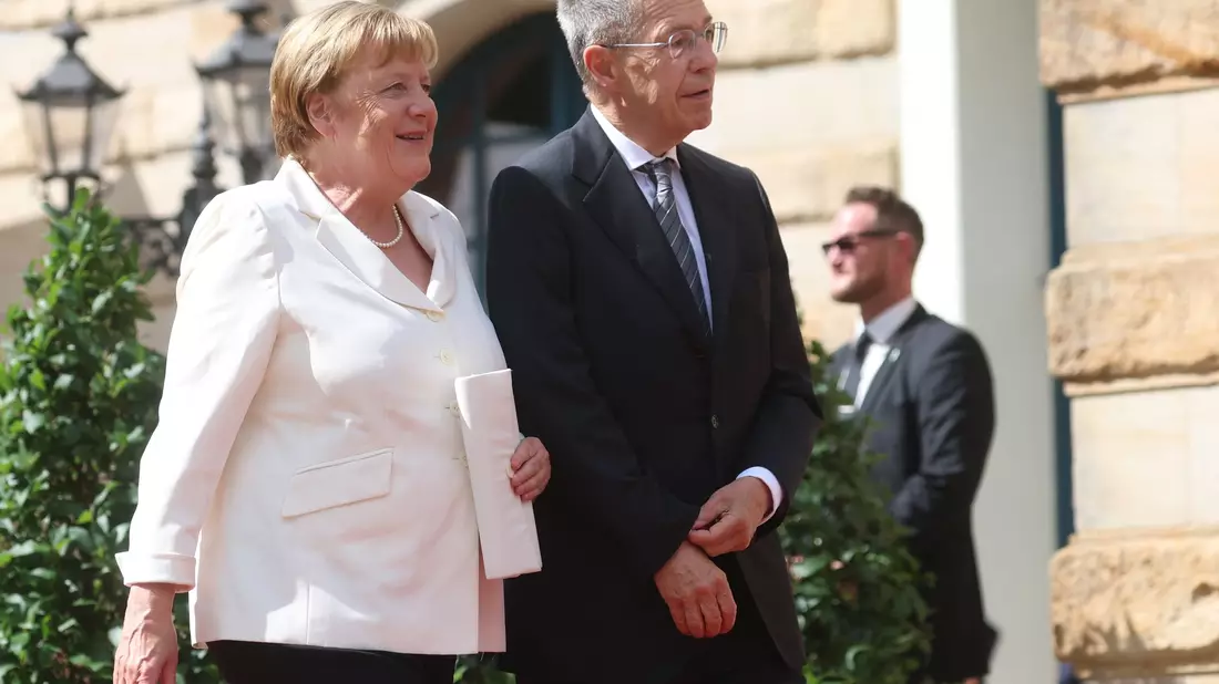 Angela Merkel und ihr Mann sind Wagner-Fans (Archivbild). - Bild: Karl-Josef Hildenbrand/dpa