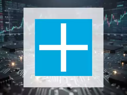 Abstrakte, atmosphärische Szene, die die Halbleiterindustrie und bevorstehende Finanzergebnisse darstellt, mit subtilen Lichtreflexen auf Siliziumtexturen. - Foto: über boerse-global.de