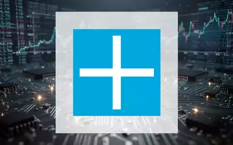 Abstrakte, atmosphärische Szene, die die Halbleiterindustrie und bevorstehende Finanzergebnisse darstellt, mit subtilen Lichtreflexen auf Siliziumtexturen. - Foto: über boerse-global.de