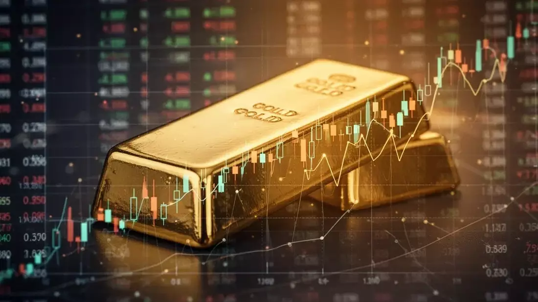 Gold Rebounds Above $4,000 Amid Middle East Tensions and Central Bank Buying