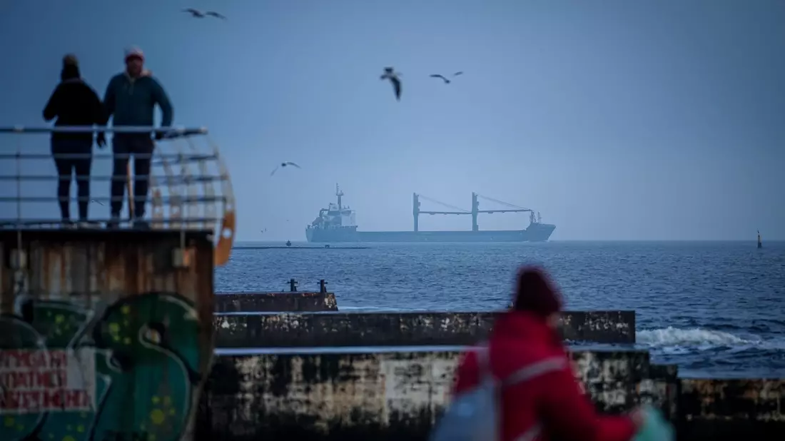 Russland beschießt immer wieder Schiffe und Hafteninfrastruktur in der Schwarzmeer-Region Odessa. (Archivbild) - Bild: Kay Nietfeld/dpa