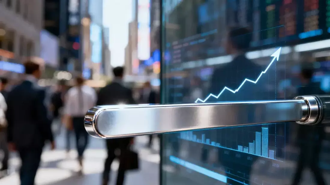 Silver Plunges 18%: Hawkish Fed and Iran Oil Shock Crush Demand