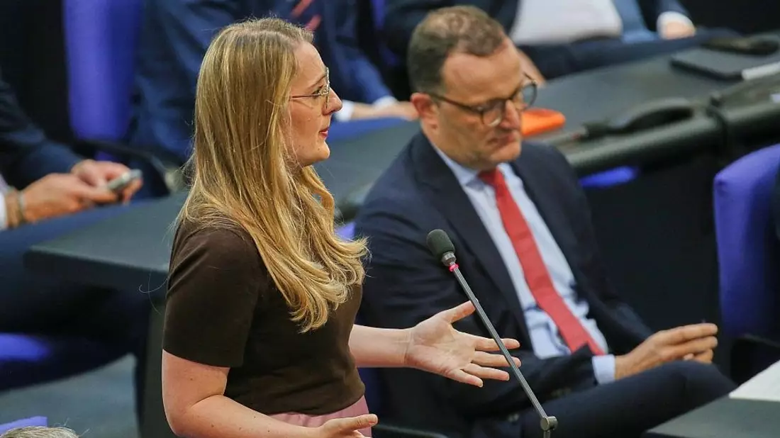 Folgerichtig - Grüne begrüßen Rücktritt von Spahn