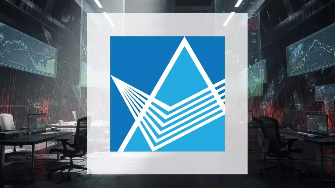 POET Technologies Stock Plunges 65% Amid Hedge Fund Stake and Legal Threats