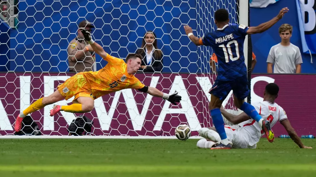 Kylian Mbappé schoss seine WM-Tore 21 und 22. - Bild: Lynne Sladky/AP/dpa