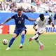 Bukayo Saka (M) erzielte drei Treffer für England. - Bild: Martin Rickett/PA Wire/dpa