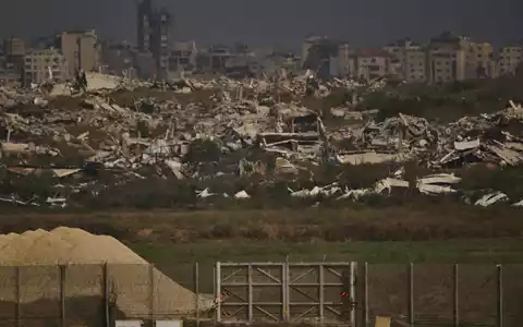 Eine rechte israelische Siedlerorganisation ruft zum Wiederaufbau von Siedlungen im Gazastreifen auf. (Archivbild) - Foto: Leo Correa/AP/dpa
