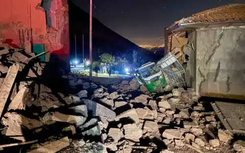 Ein schweres Erdbeben in Peru hat mehrere Todesopfer gefordert. - Foto: Jhefry Sedano/AP/dpa