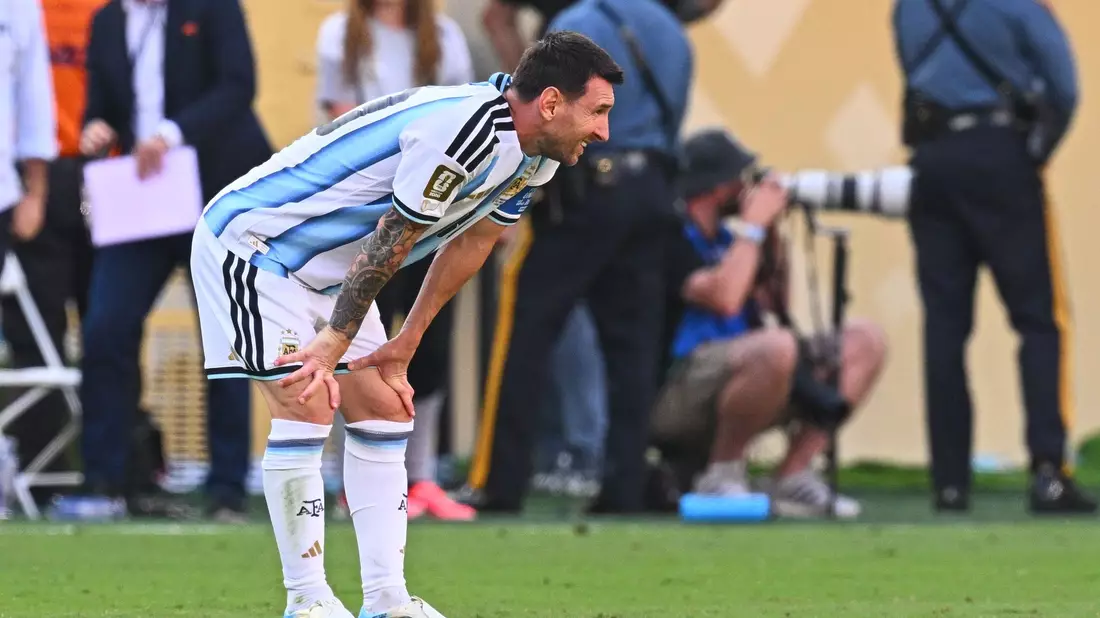 Messi nach dem Gegentreffer in der Verlängerung. - Bild: Tom Weller/dpa