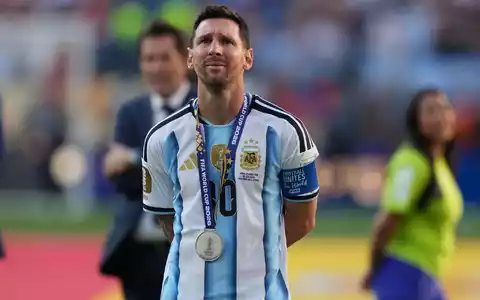 Lionel Messi weinte nach dem WM-Finale bitterlich. - Foto: Stephanie Scarbrough/AP/dpa