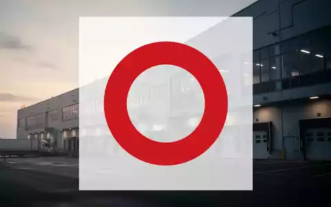 Modernes Industriegebäude in der Morgendämmerung, das ein bevorstehendes Ultimatum und eine angespannte Marktlage symbolisiert. - Foto: über boerse-global.de