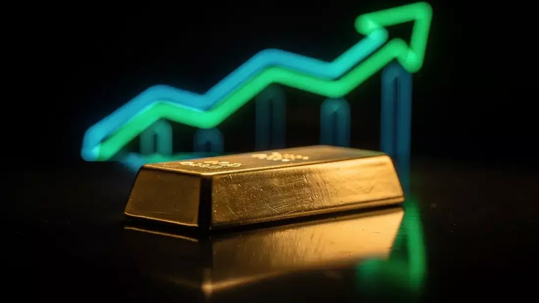 Gold Stagnates Near $4,000 as Safe-Haven Bid Fails Amid Fed Tightening