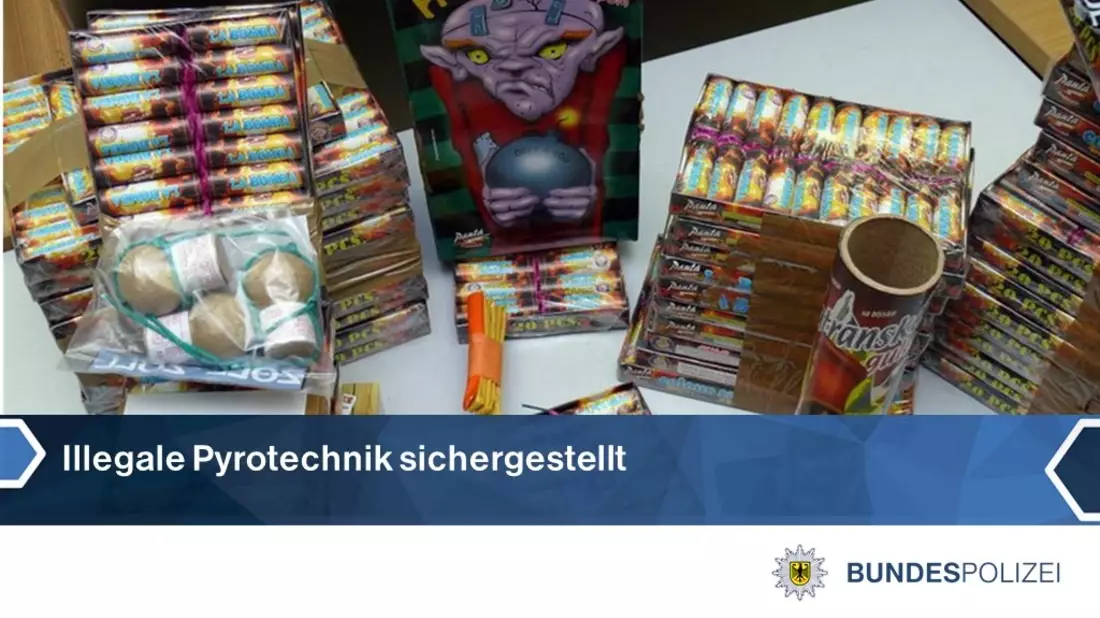 BPOLI LUD: Versteckte Pyrotechnik und Schlagring bei Kontrolle entdeckt - Bild: presseportal.de