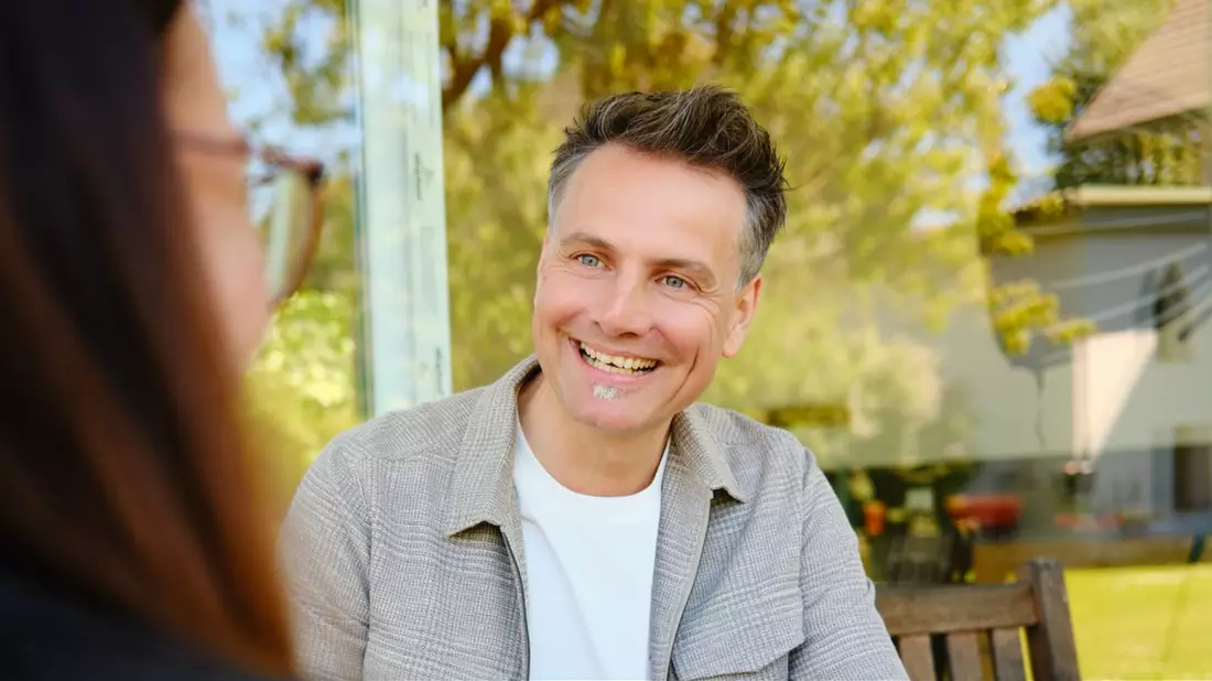 Hausaufgaben ohne Machtkampf: Marco Schnabl von body’n brain verrät, warum Kinder beim Lernen oft nicht bockig, sondern überfordert sind - Bild: presseportal.de