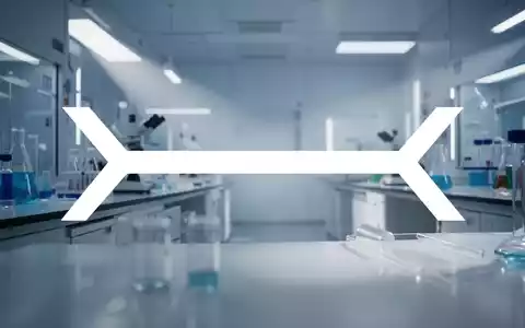 Abstrakte Darstellung des Biotechnologiesektors in einem sterilen, futuristischen Labor mit sanfter Beleuchtung, die wissenschaftlichen Fortschritt symbolisiert. - Foto: über boerse-global.de