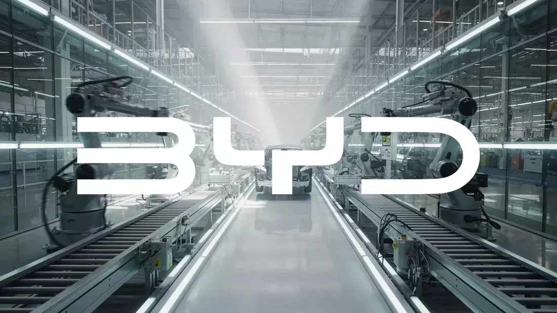 BYD en Hungría: investigación política amenaza su fábrica europea mientras acelera expansión global