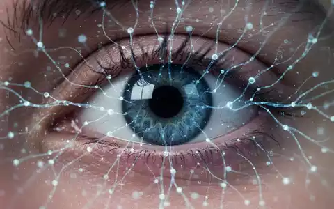 Nahaufnahme eines menschlichen Auges mit subtiler digitaler Überlagerung von neuronalen Pfaden, die medizinische Forschung und Medikamentenrisiken symbolisieren. - Foto: über boerse-global.de