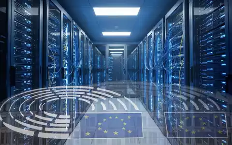 Ein futuristisches Rechenzentrum mit leuchtenden Server-Racks und Netzwerkkabeln, überlagert mit dem Europäischen Parlament. - Foto: über boerse-global.de