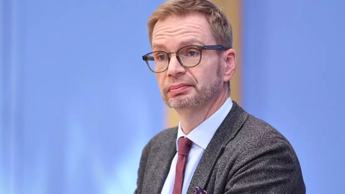 Steuerzahlerbund fordert Reduzierung von Verbeamtungen