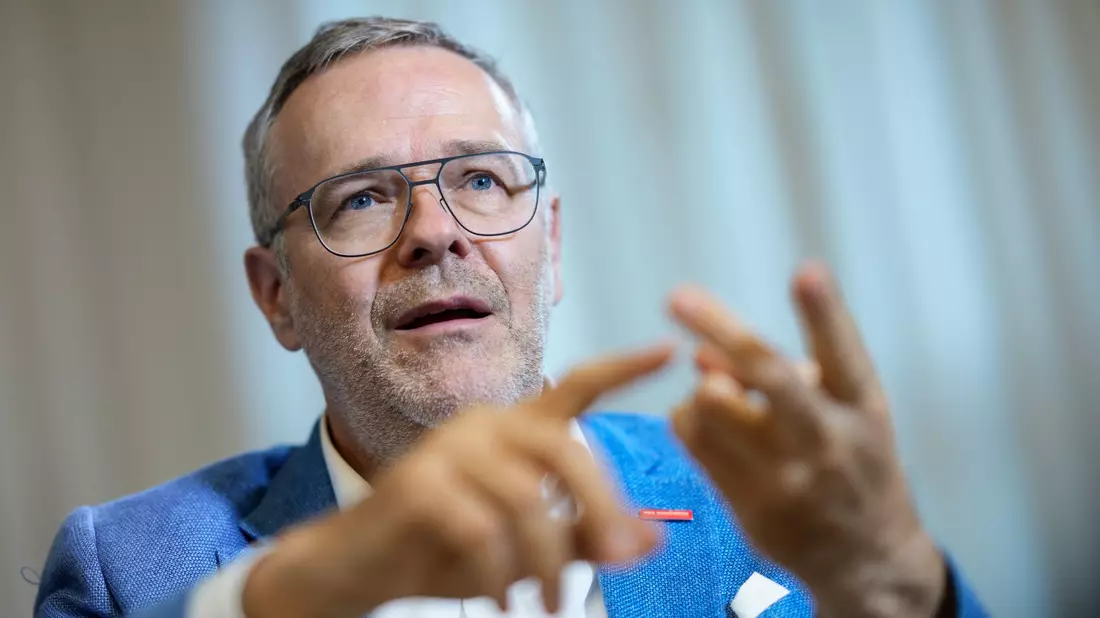 Handwerkspräsident: Die viel zu hohen Lohnzusatzkosten müssen runter.  - Bild: Michael Kappeler/dpa