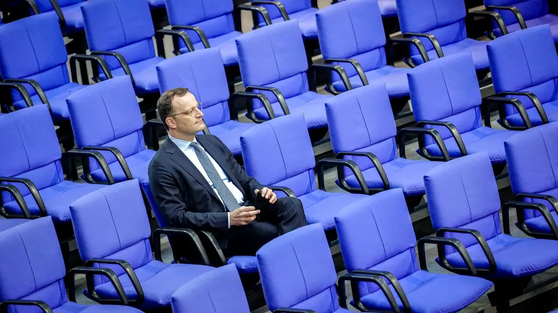 Der CDU-Politiker Jens Spahn trat am Samstag als Unionsfraktionschef zurück. (Archivfoto) - Bild: Kay Nietfeld/dpa