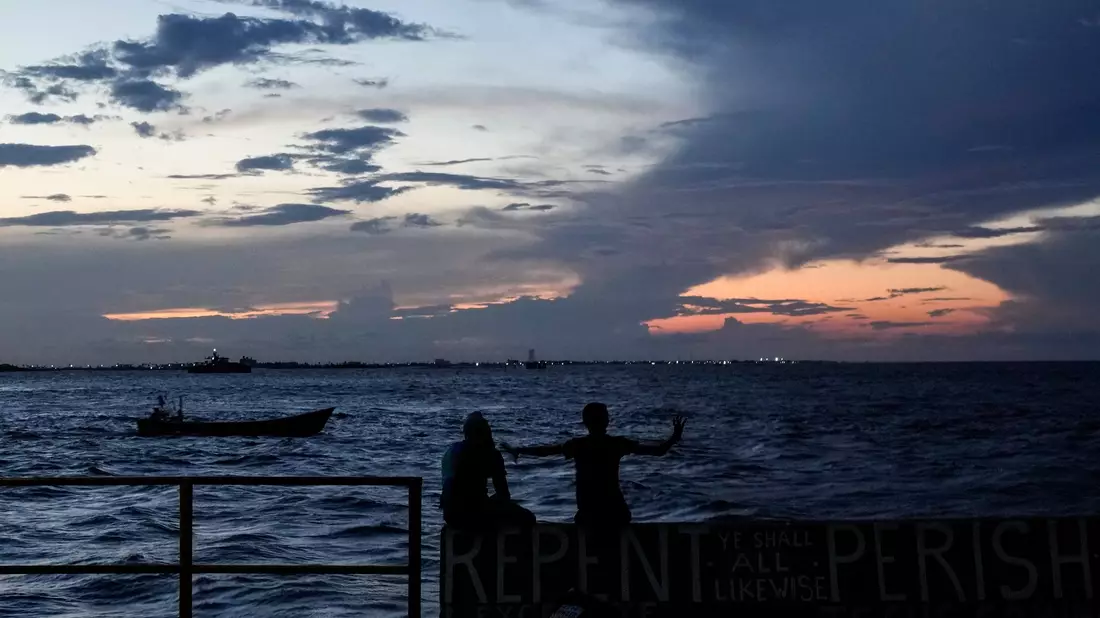 Die Fähre war auf dem Weg zwischen der Hauptstadt Georgetown und der abgelegenen Gemeinde Port Kaituma verunglückt. - Bild: Matias Delacroix/AP/dpa