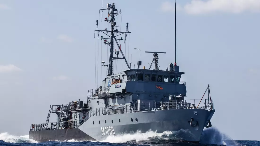 Minenjagdboot Homburg läuft zum NATO-Einsatz aus - Bild: presseportal.de