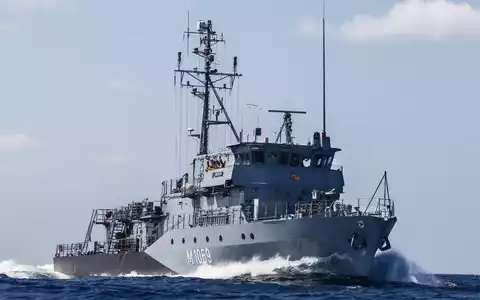 Minenjagdboot Homburg läuft zum NATO-Einsatz aus - Foto: presseportal.de