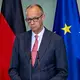 CDU-Chef Merz bindet die Fraktion bei der Spahn-Nachfolge eng ein. - Bild: Fabian Sommer/dpa