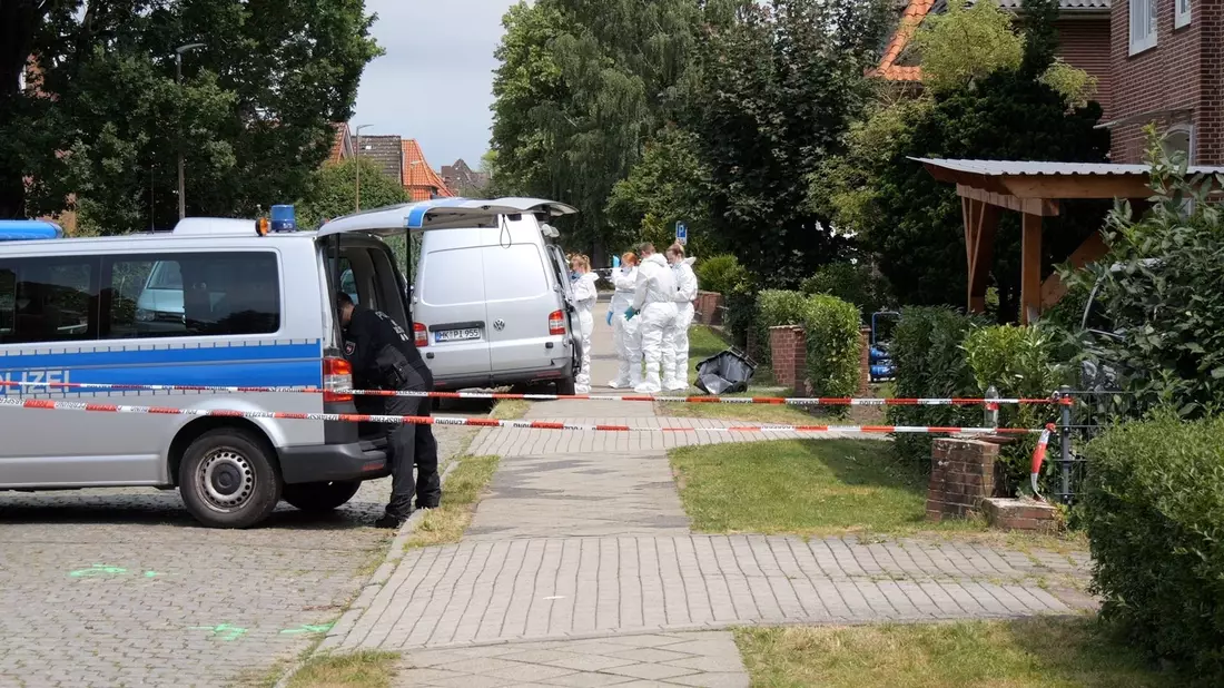 Auch nach dem Tod des mutmaßlichen Schützen gehen die Ermittlungen weiter. (Archivbild) - Bild: Jörn Hüneke/dpa