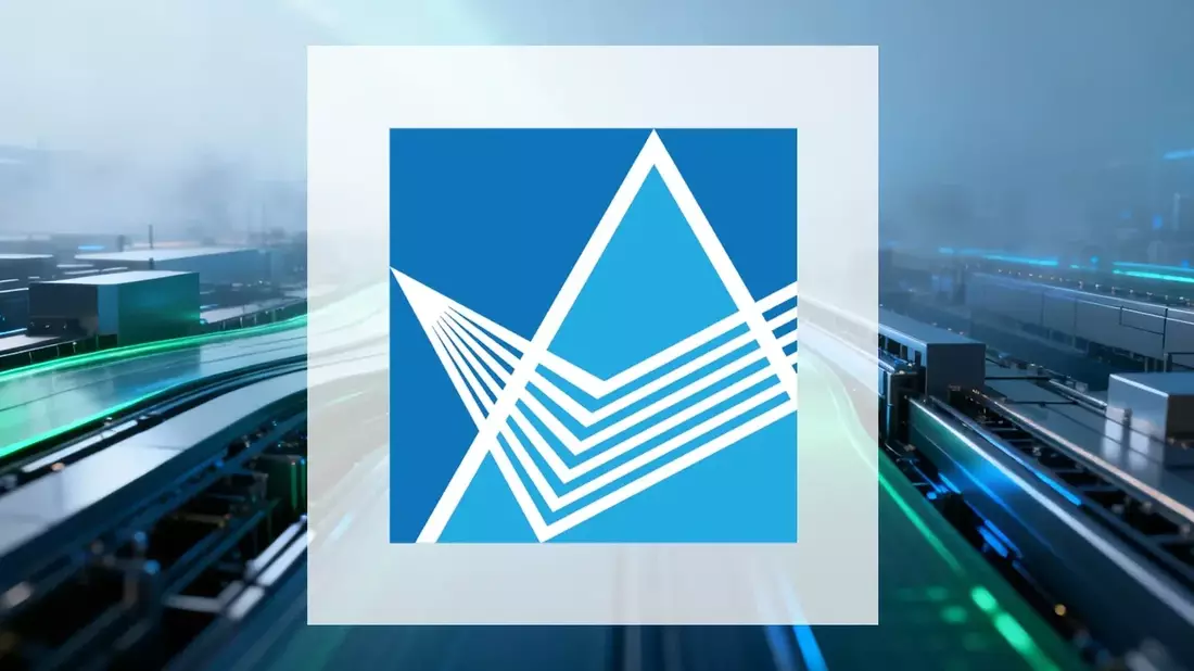 POET Technologies Stock Surges 11.5% Amid Capacity Crunch, Legal & Dilution Risks Loom