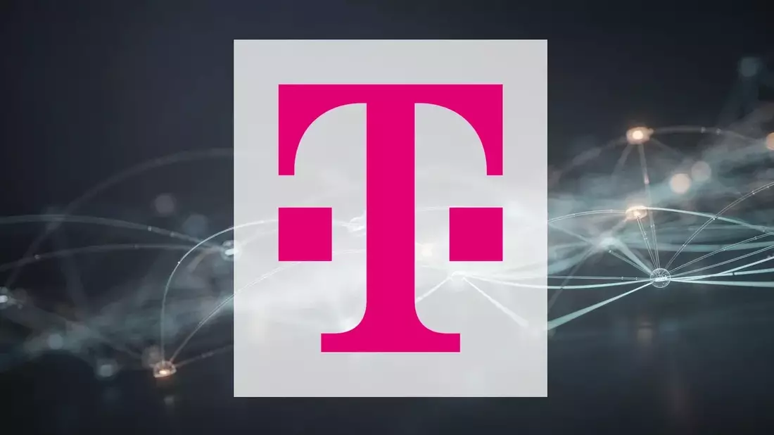 Deutsche Telekom Stock Falls 1.8% Amid T-Mobile Pay Revolt and World Cup Deal