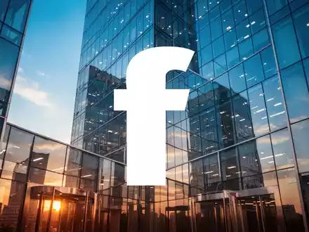 Moderne Glasfassade eines Finanzgebäudes bei Sonnenuntergang als Symbol für wirtschaftlichen Erfolg und Wachstum. - Foto: über boerse-global.de