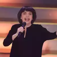 Sie hat vor Königen, Präsidenten und Millionen Zuschauern gesungen. Trotzdem hat Mireille Mathieu bei ihren Auftritten Lampenfieber, wie sie verrät. (Archivfoto)  - Foto: Bodo Schackow/dpa