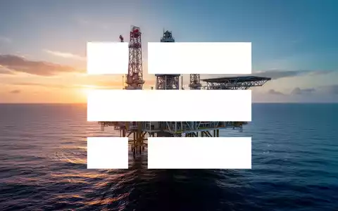 Moderne Offshore-Öl- und Gasplattform bei Sonnenaufgang auf dem offenen Meer. - Foto: über boerse-global.de