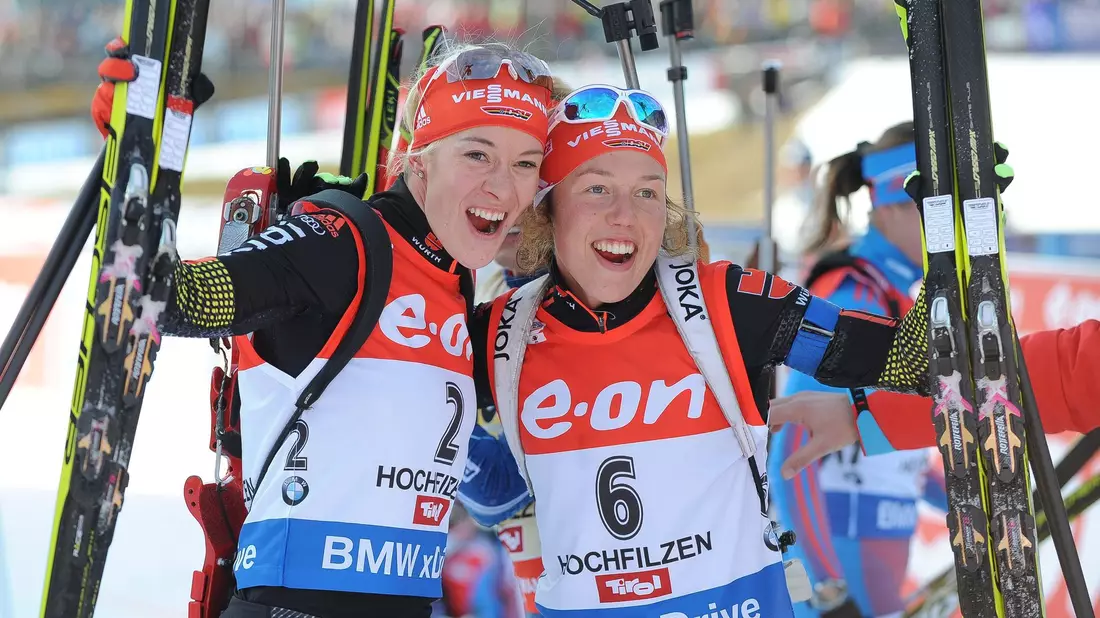 Sie verband eine enge Freundschaft: Maren Hammerschmidt (l) und Laura Dahlmeier. (Archivbild) - Bild: picture alliance / dpa