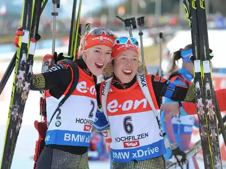 Sie verband eine enge Freundschaft: Maren Hammerschmidt (l) und Laura Dahlmeier. (Archivbild) - Foto: picture alliance / dpa