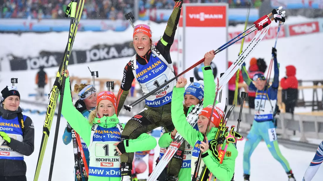 Laura Dahlmeier (M) war der große Star im deutschen Team. (Archivbild) - Bild: picture alliance / Martin Schutt/dpa