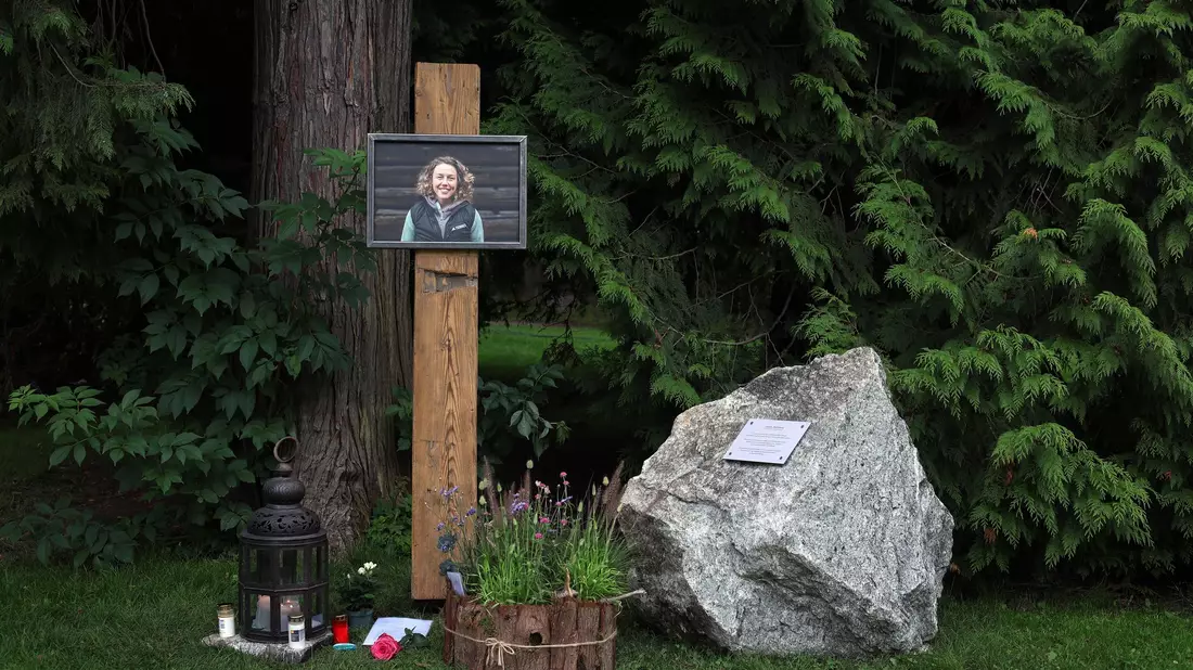 Der Kurpark in Garmisch-Partenkirchen wurde nach Laura Dahlmeier benannt. (Archivbild) - Bild: Karl-Josef Hildenbrand/dpa