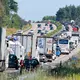 Der Verkehr in Deutschland wird dichter. (Foto:Archiv) - Bild: Christian Butt/dpa